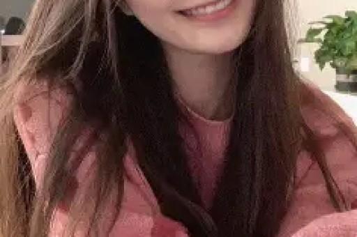 网红连麦直播间都市人当代故事会